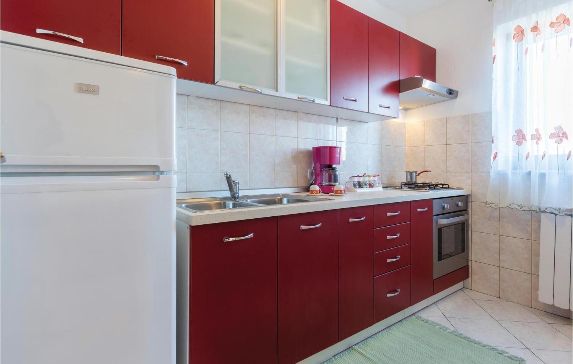 Amazing Apartment In Porec With Kitchen Exterior photo